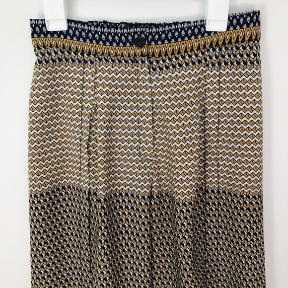 Stunning High Waisted Print Slit Pants Small - Picture 3 of 5